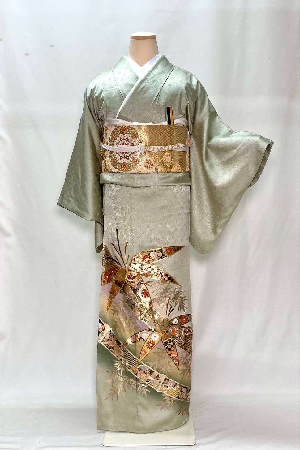 留袖シリーズ　色留袖065　M