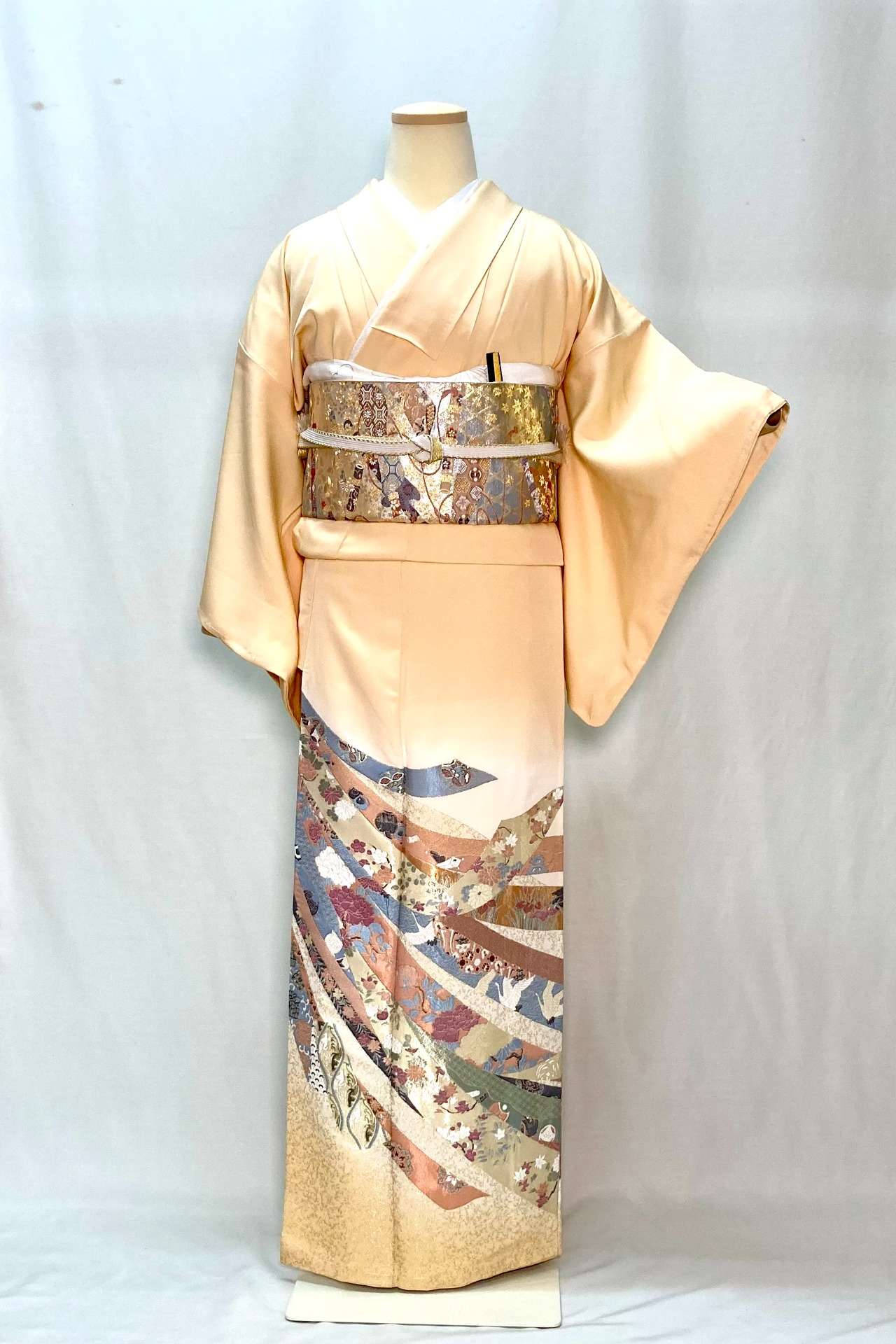 留袖シリーズ　色留袖077　Ｓ